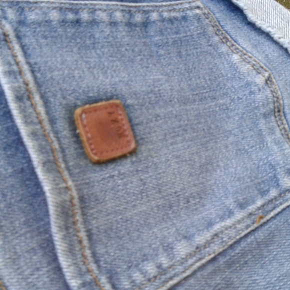 Short brand is Rocky dream size 1-25 good condition in inseam 2 1/2 in - Picture 4 of 8